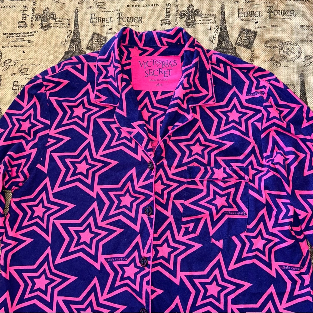 Victoria Secret Navy Blue/Pink Stars Print Pj Top Size L
Excellent Condition - Picture 5 of 15